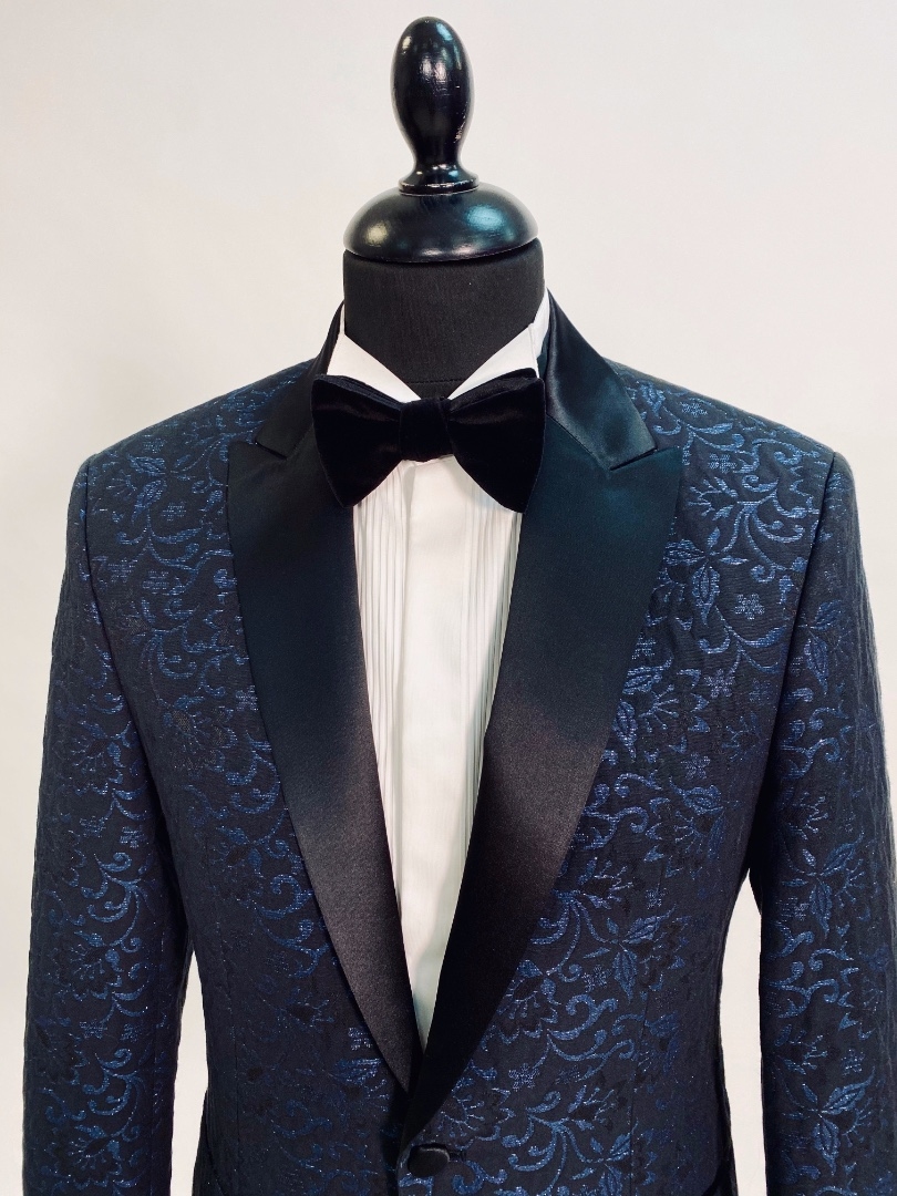 Пиджак смокинг из парчи черно-синего цвета