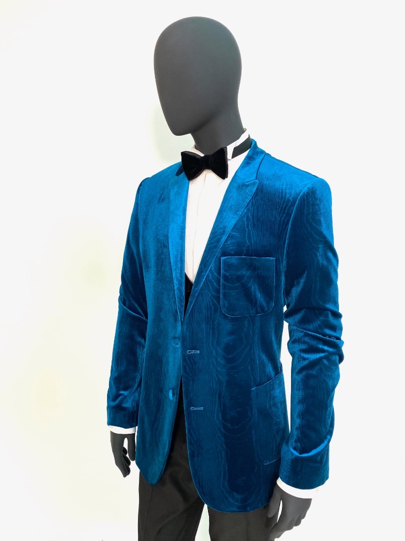 Мужской голубой бархатный пиджак
