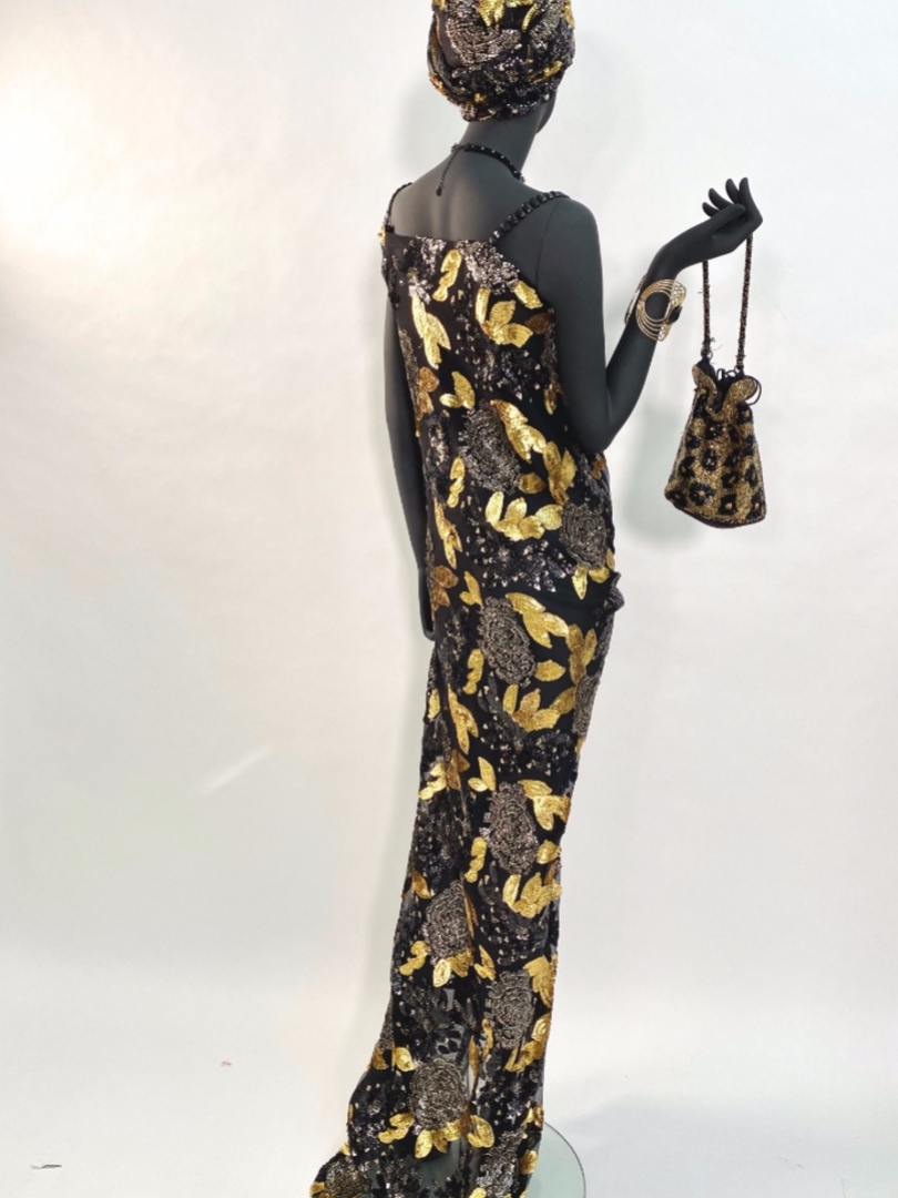Черное с золотом платье 1920-х 1930-х годов