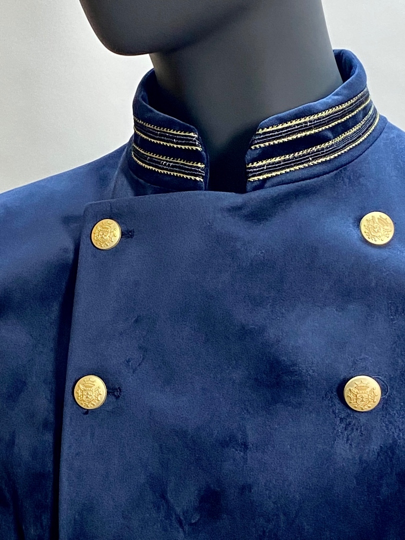 Синий бархатный пиджак в форменном стиле на прокат в Москве Бархатный Пиджак
